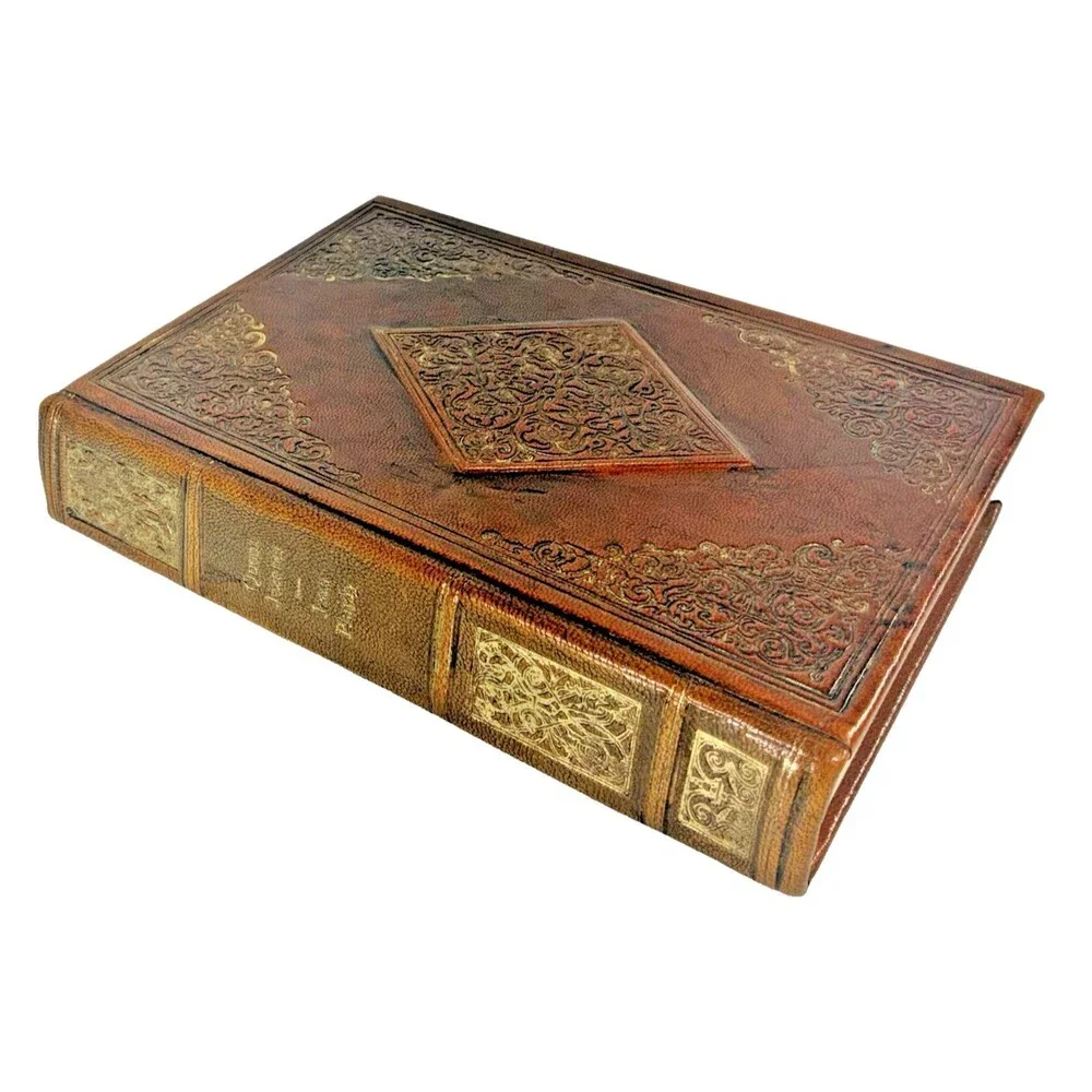 Queen Jezebel by Jean Plaidy 1976 Vintage First American Edition Hardback Book